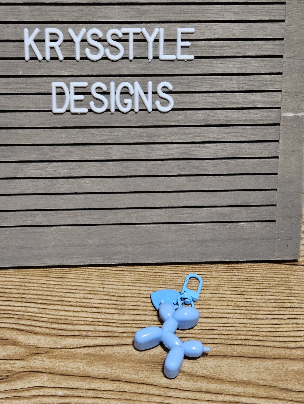 Balloon Dog Keychain Charm Blue - Picture 1 of 3